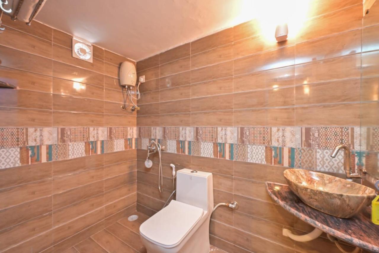Hotel La Montagne Kārli Zewnętrze zdjęcie